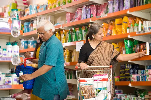 Hypermarket and departmental stores